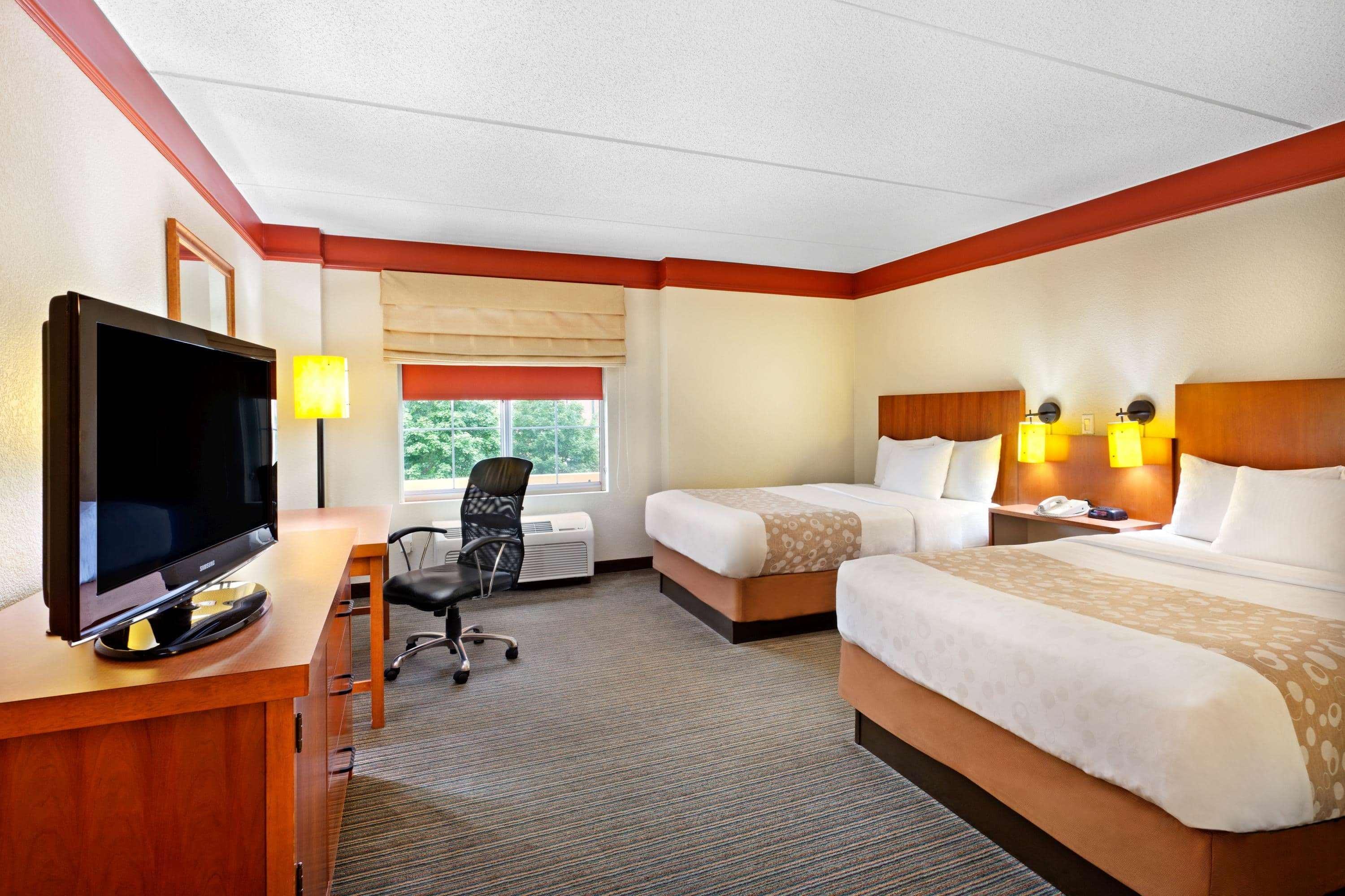 La Quinta By Wyndham Houston Southwest Hotell Exteriör bild