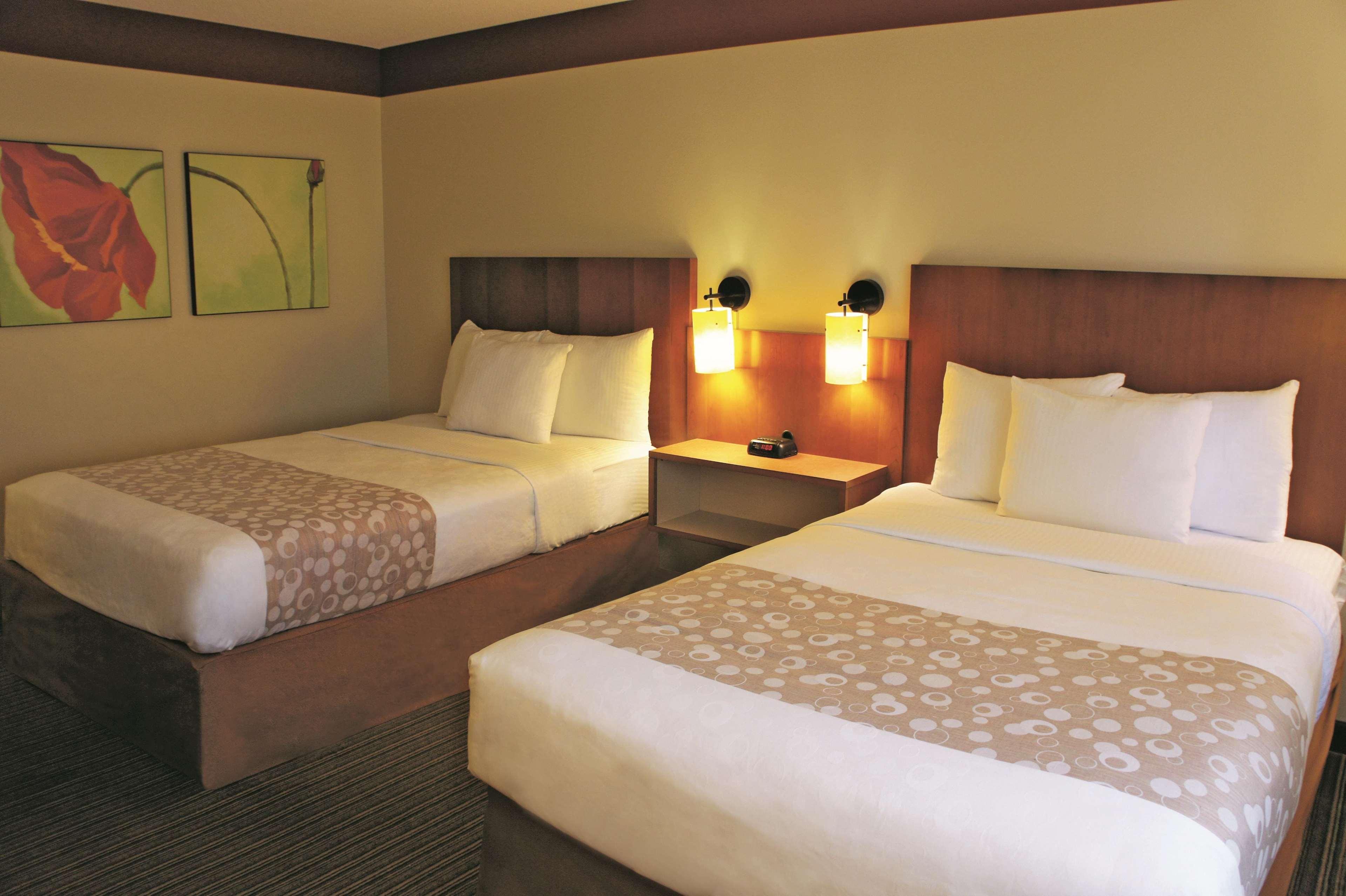 La Quinta By Wyndham Houston Southwest Hotell Exteriör bild