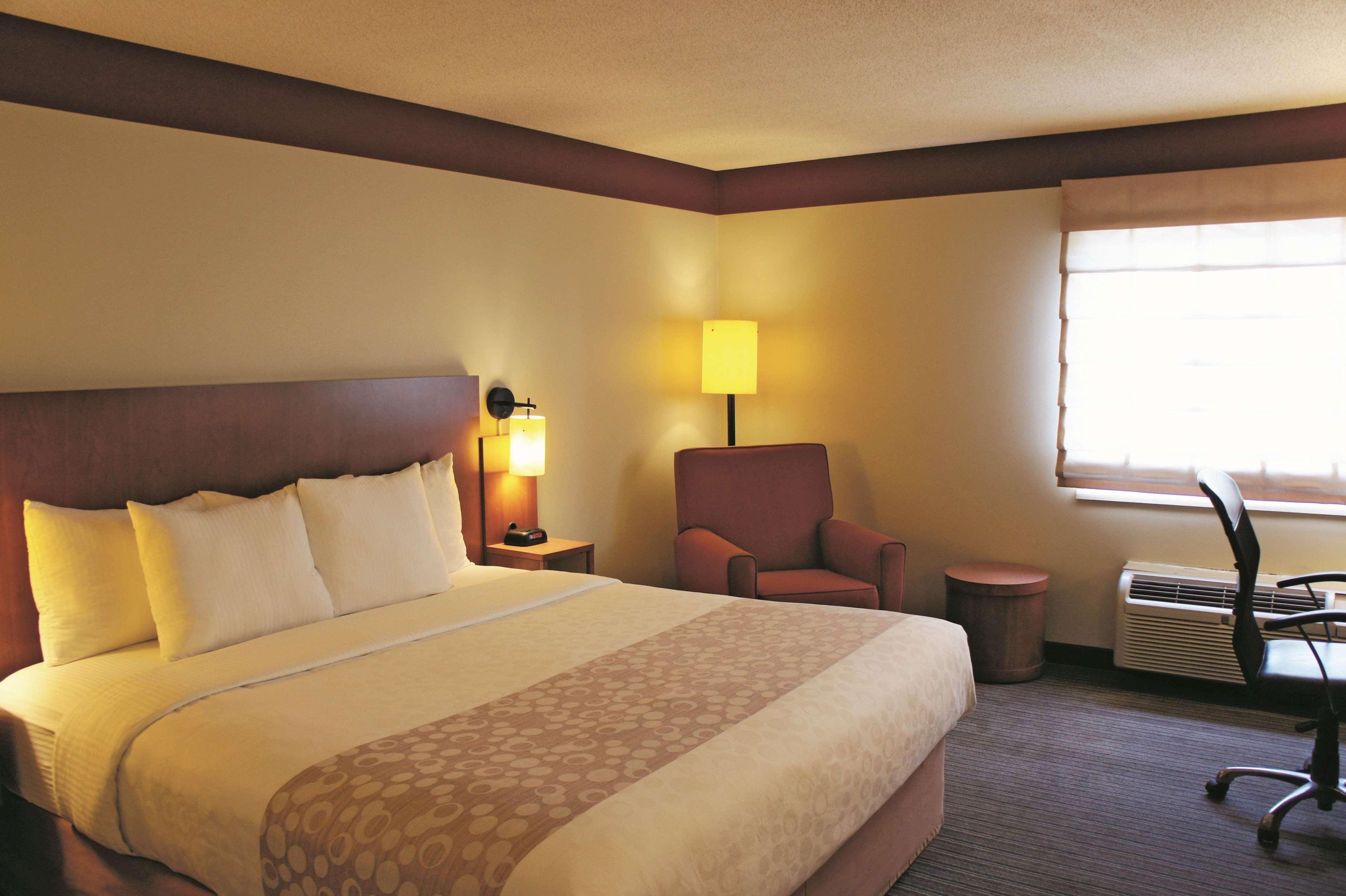 La Quinta By Wyndham Houston Southwest Hotell Exteriör bild